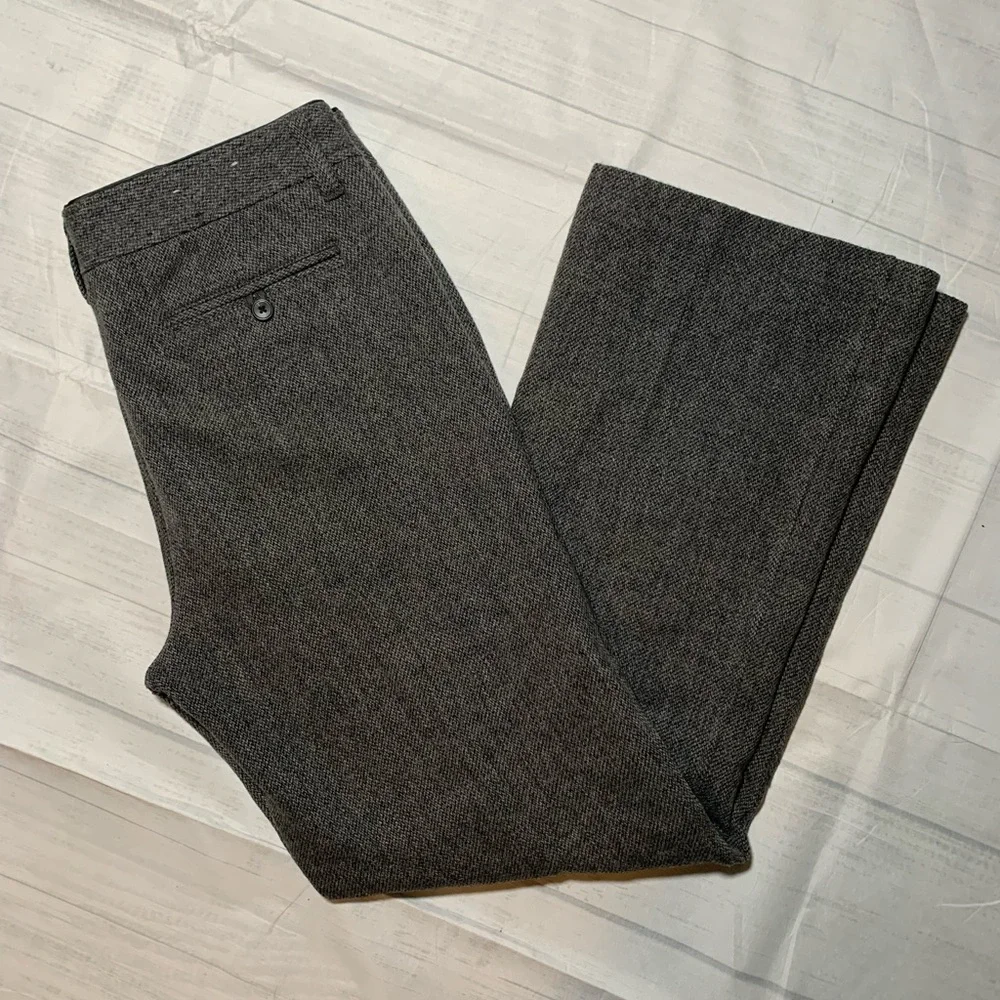 Eddie Bauer Vashon Fit wool blend pants. Gray. Size 10. - Picture 2 of 8